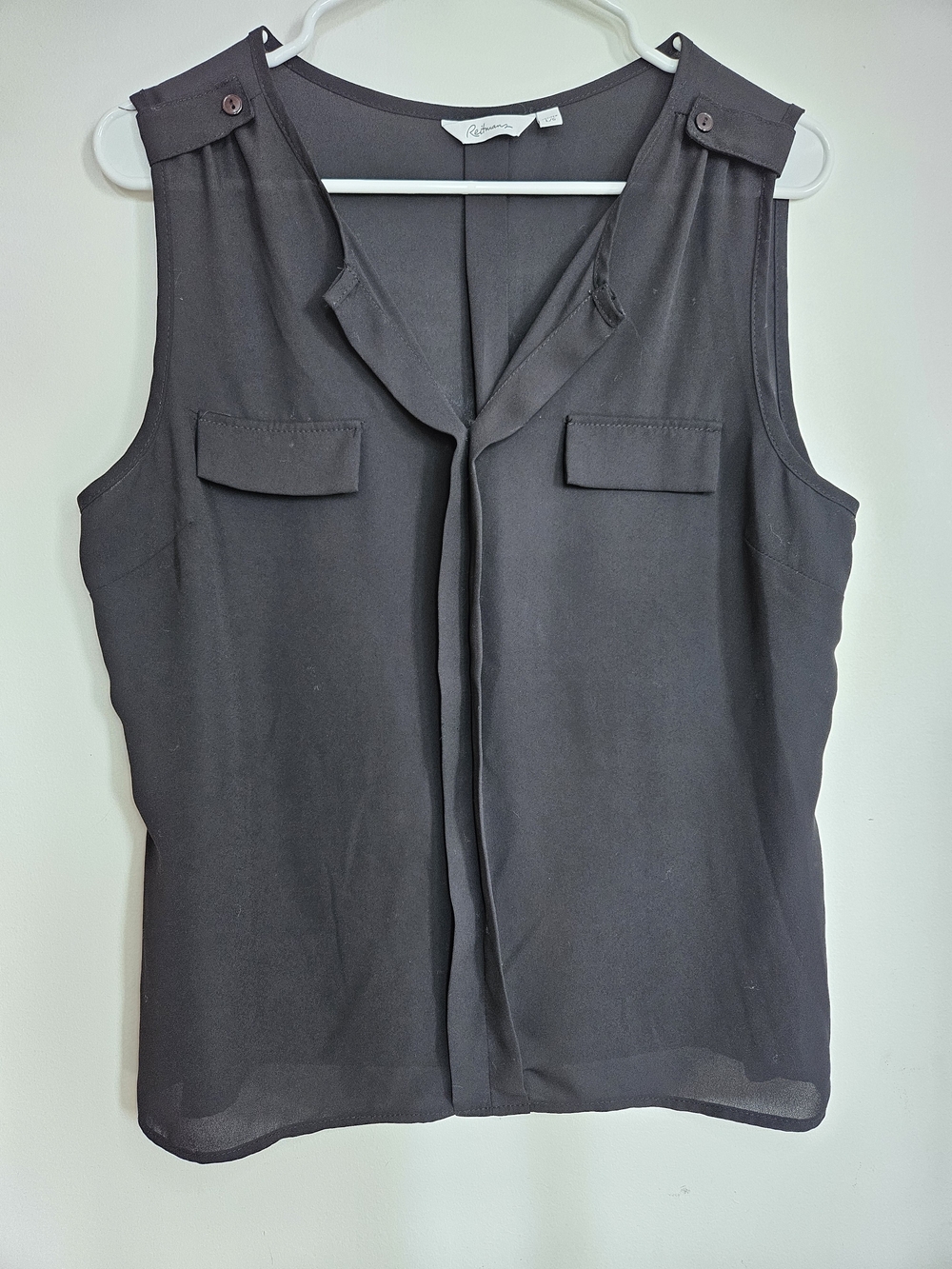 REITMANS Black Chiffon Sleeveless Blouse Epaulettes Faux Pockets Petites L G🔥